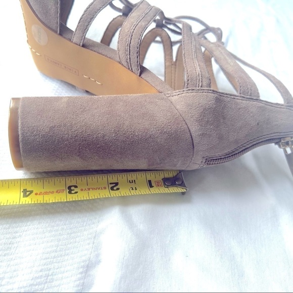 Vince Camuto Lace Up Pump Shoes in Taupe Size 8.5 (New without original Box) - Picture 5 of 5
